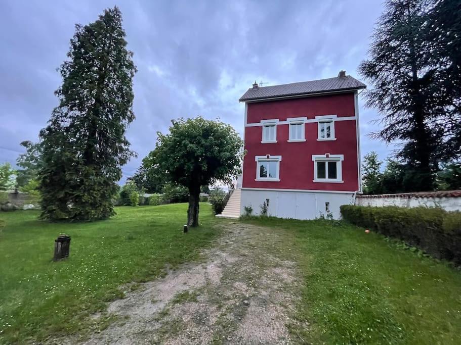 Qouei Eichi La Maison Fleurie Piscine Campagne Βίλα Bas-en-Basset Εξωτερικό φωτογραφία