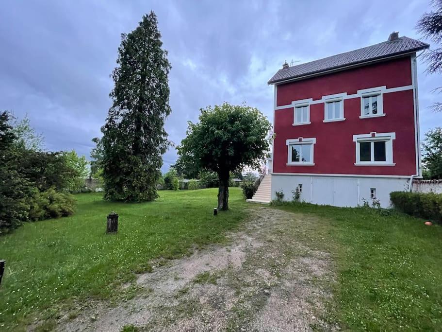 Qouei Eichi La Maison Fleurie Piscine Campagne Βίλα Bas-en-Basset Εξωτερικό φωτογραφία